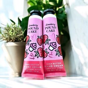 🆕Strawberry Pound Cake Shea Butter Hand Cream